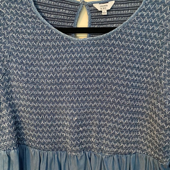 Crown & Ivy lightweight denim dress with smocking - Picture 3 of 9